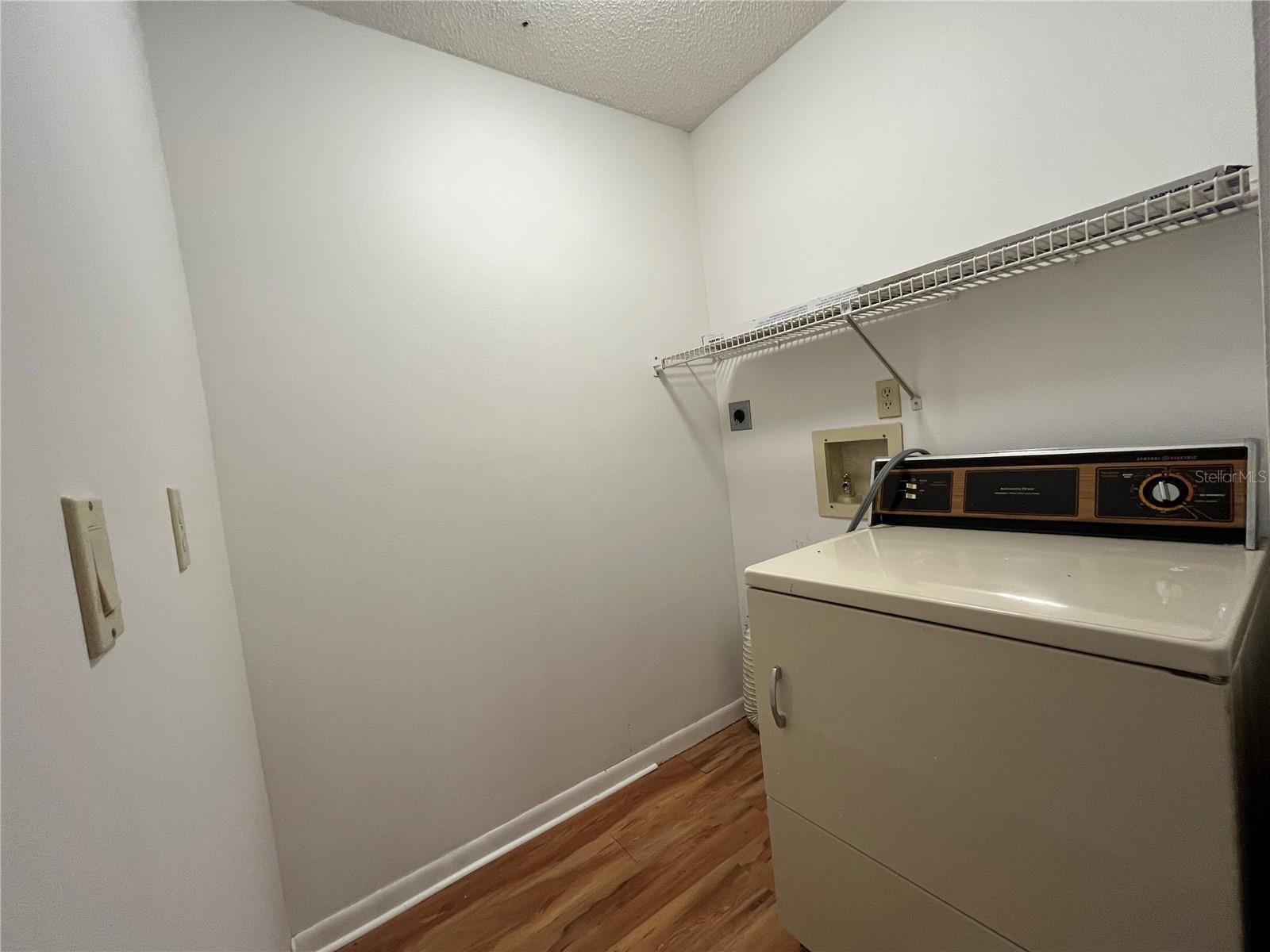 SUN AIR COUNTRY CLUB CONDO 01 - Residential