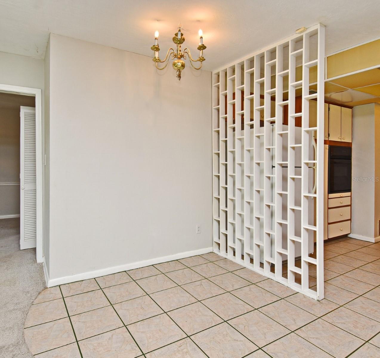 ENGLISH ESTATES UNIT 2 - Residential