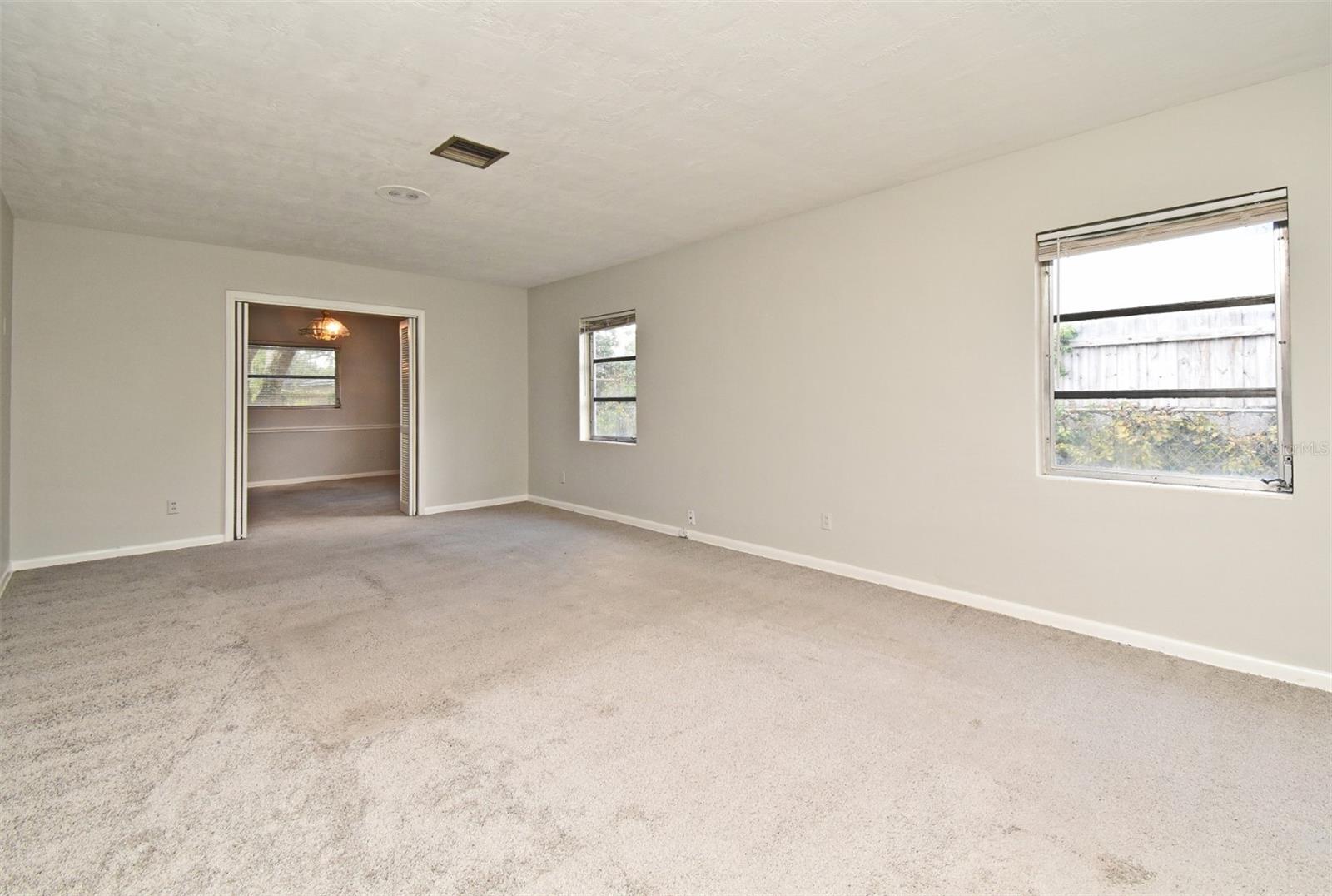 ENGLISH ESTATES UNIT 2 - Residential
