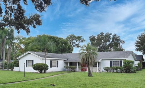 Photo of 1241 Manchester Rd, Maitland, FL 32751 (MLS # O6341645)