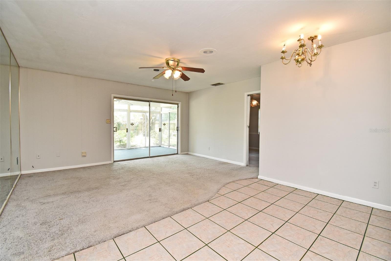 ENGLISH ESTATES UNIT 2 - Residential