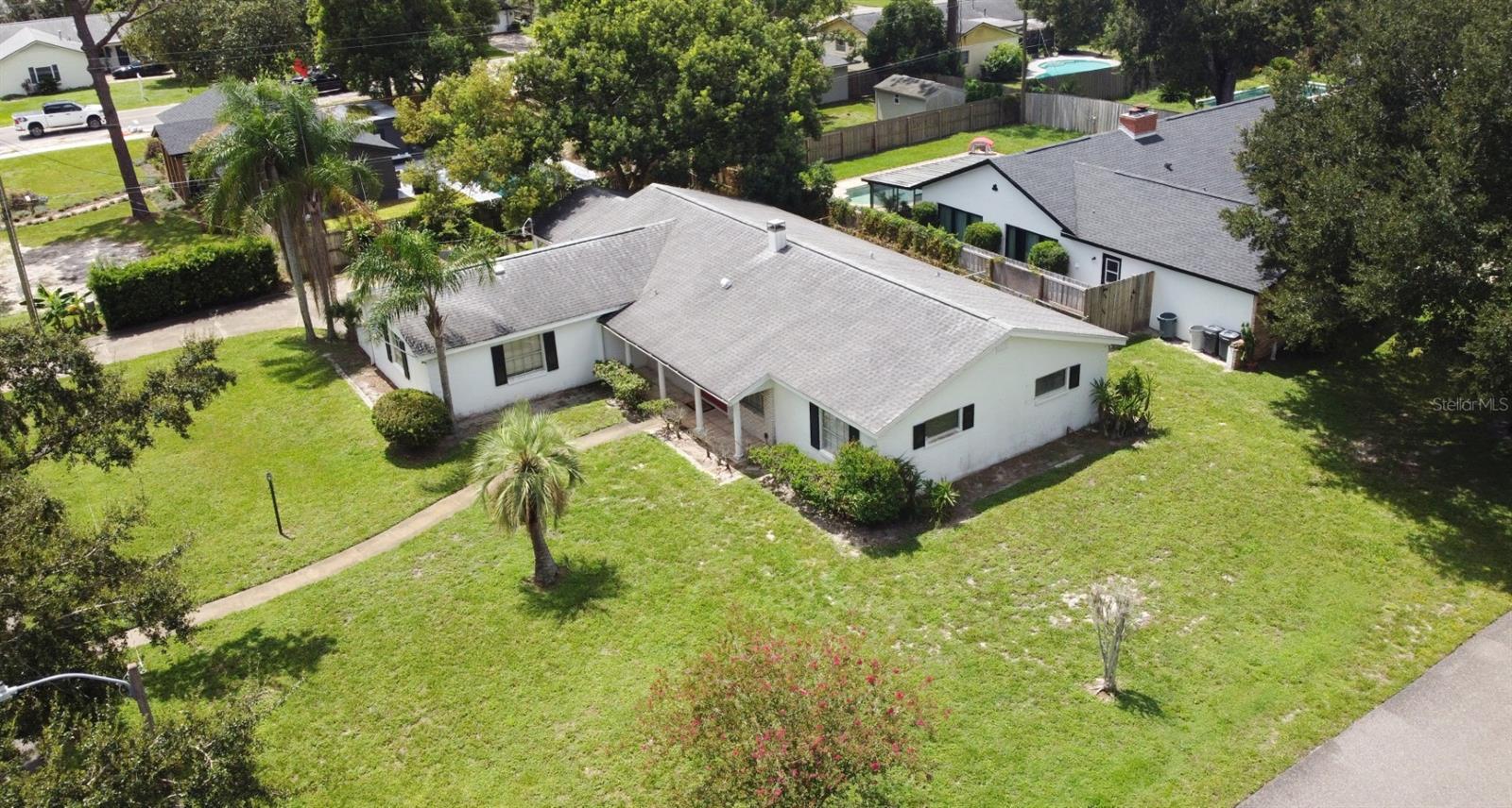 ENGLISH ESTATES UNIT 2 - Residential