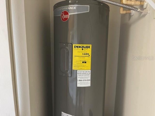 ELNORA SQUARE AMD - Residential