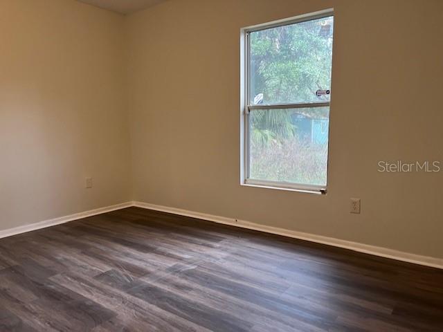 ELNORA SQUARE AMD - Residential