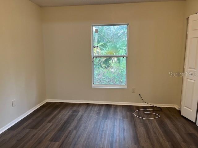 ELNORA SQUARE AMD - Residential