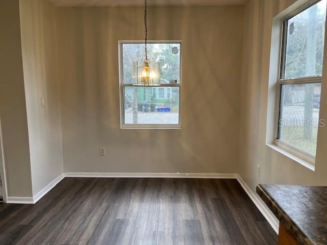 ELNORA SQUARE AMD - Residential