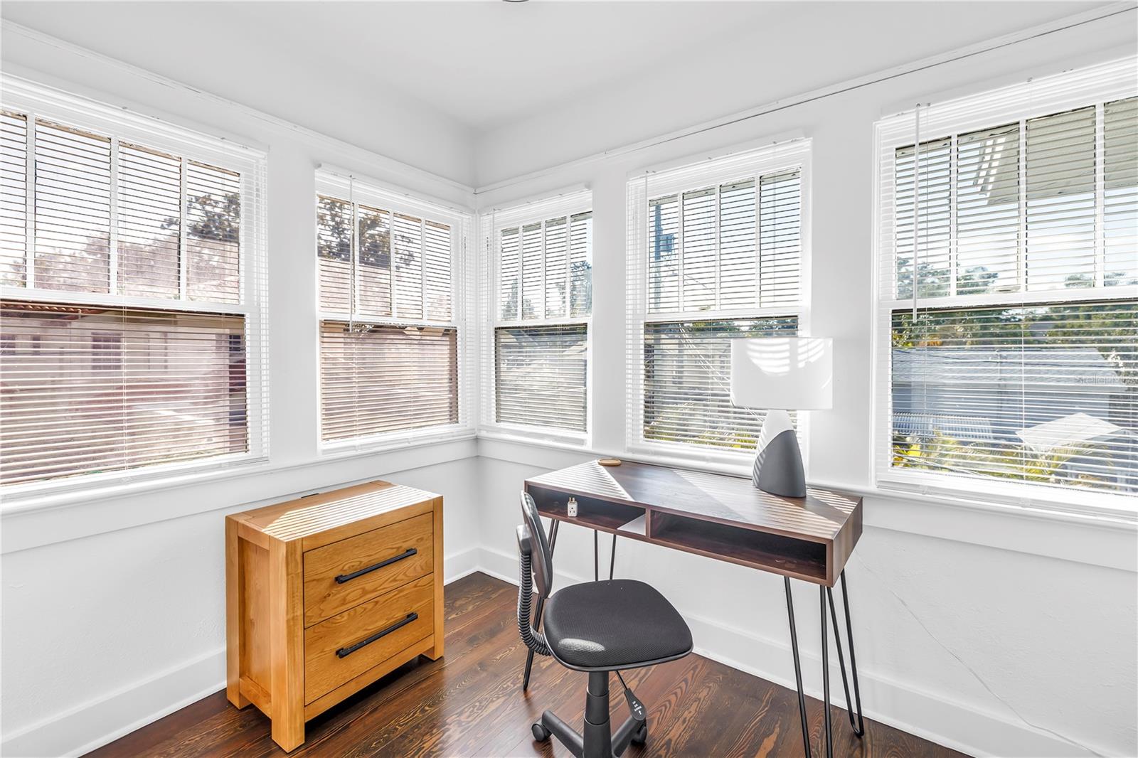 CRESCENT PARK HEIGHTS - Residential Lease