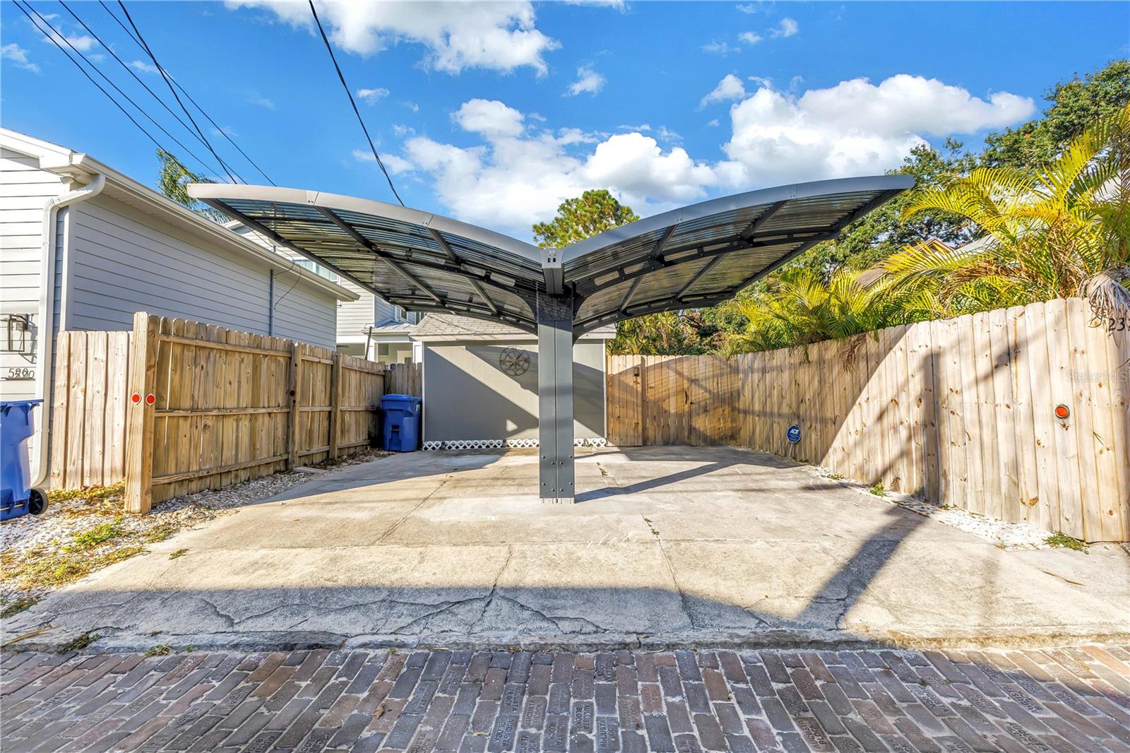 CRESCENT PARK HEIGHTS - Residential Lease