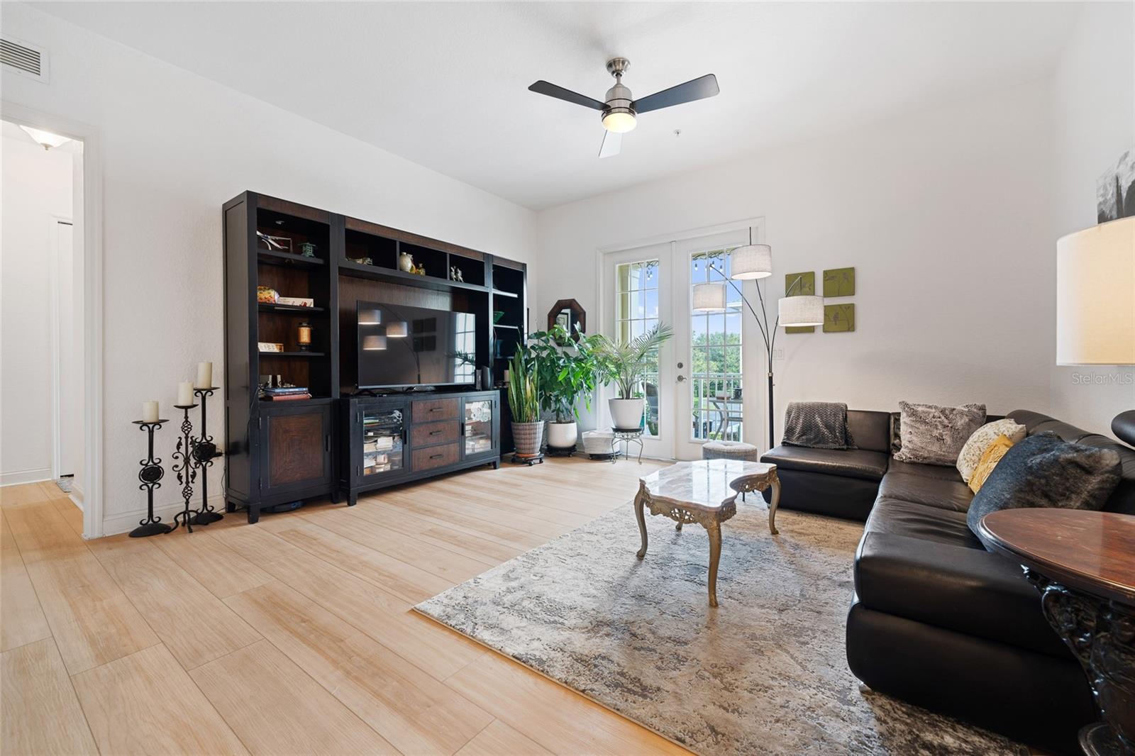 BALDWIN PARK 07 - Residential