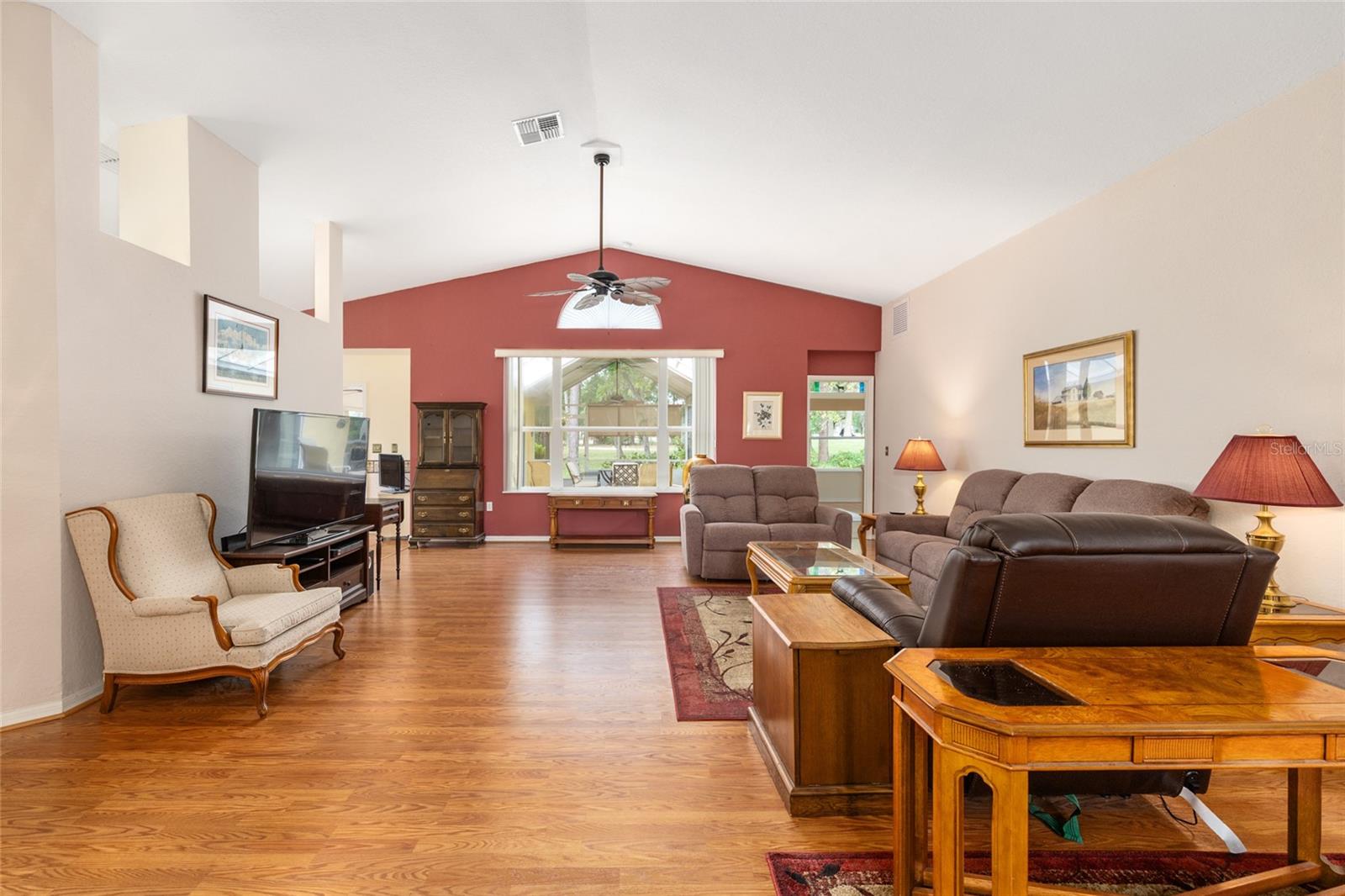 OAK RUN BAYTREE GREENS - Residential
