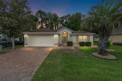 Photo of 11416 SW 69th Cir, Ocala, FL 34476 (MLS # OM723626)