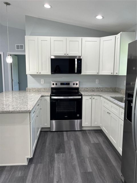 Tiny photo for 13221 SE 41st Terrace, Belleview, FL 34420 (MLS # OM715595)