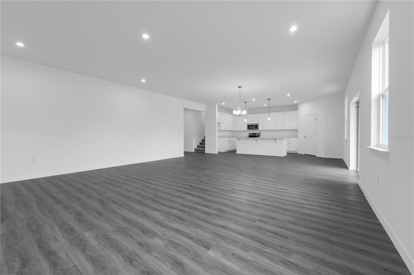 1812 HORSETAIL DRIVE