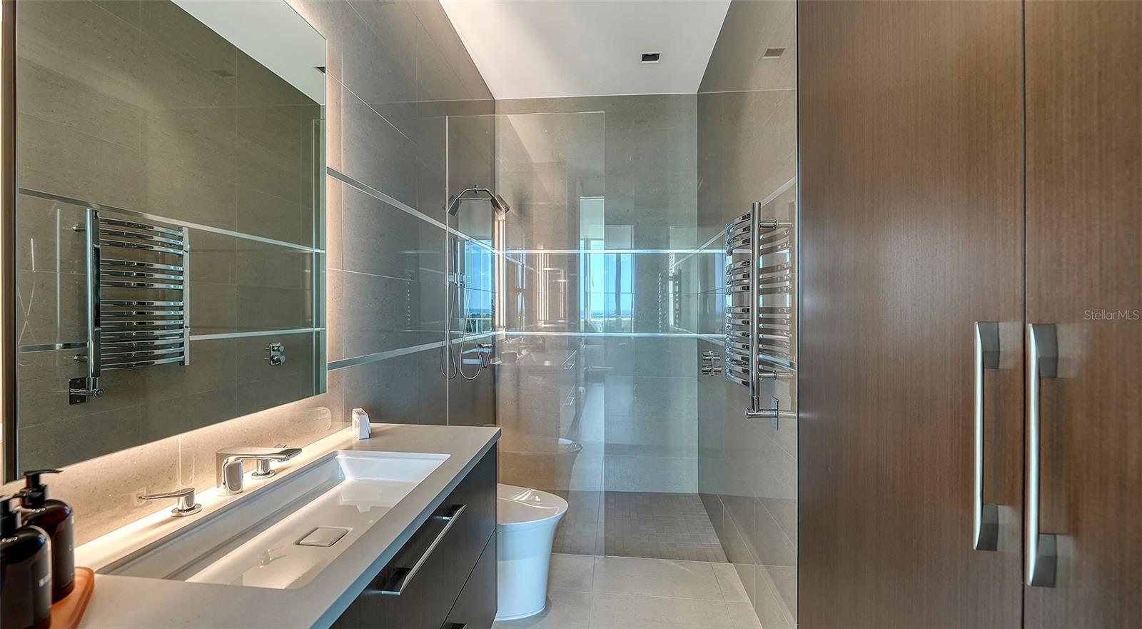 GRAND BAY 3 - Residential