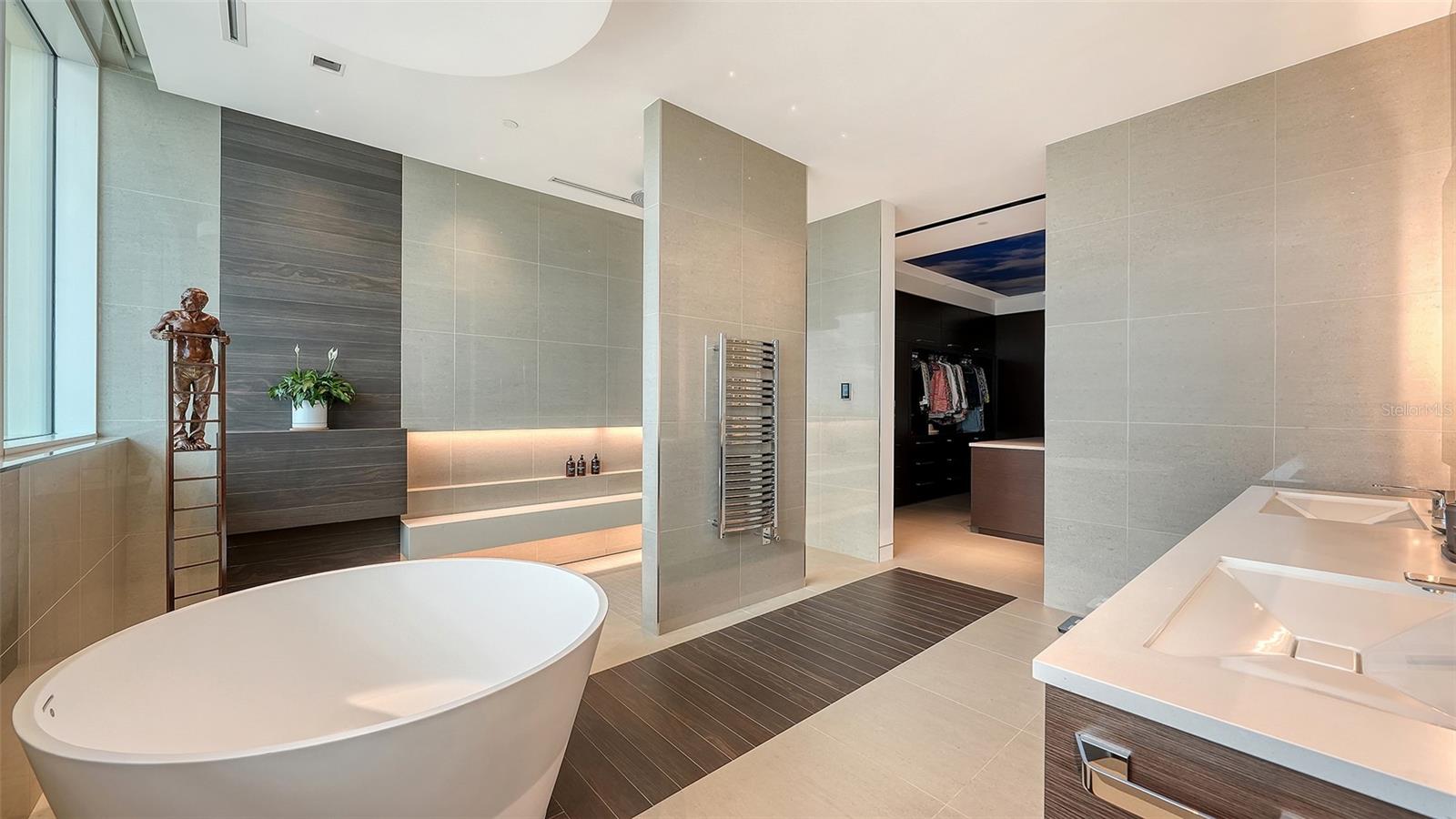 GRAND BAY 3 - Residential