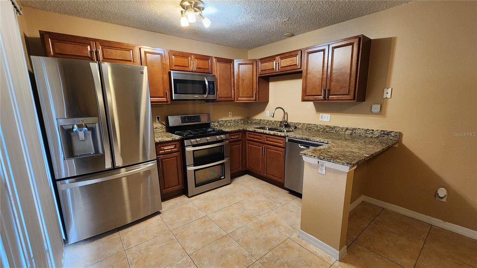 5452 REGAL OAK CIRCLE