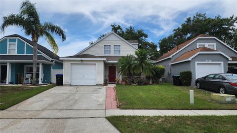 Photo of 5452 Regal Oak Circle, Orlando, FL 32810 (MLS # O6332321) Photo of 5452 Regal Oak Circle, Orlando, FL 32810 (MLS # O6332321)