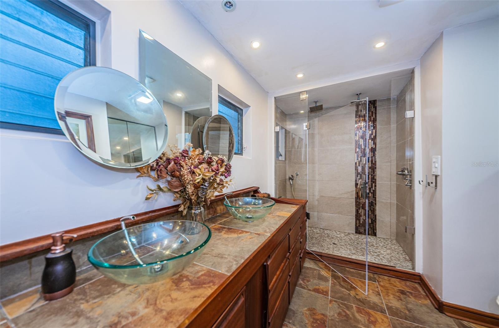 FERNALDS L S RESUB - Residential