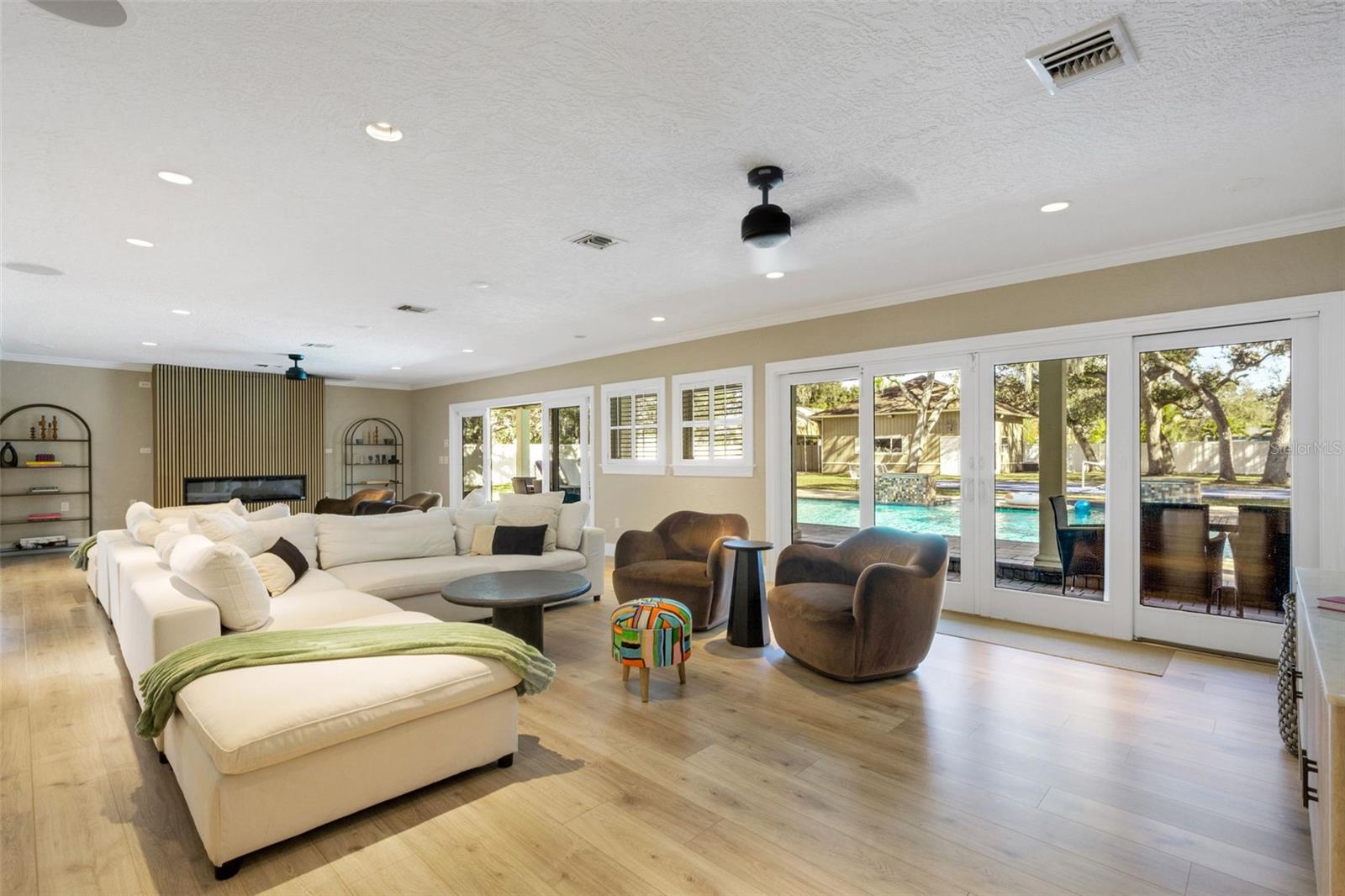 ACREAGE & UNREC - Residential