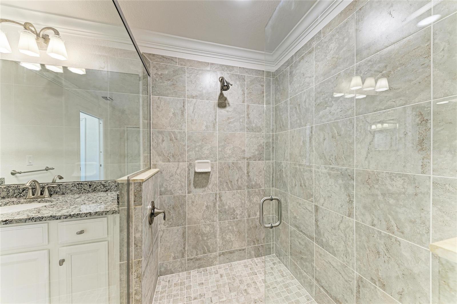 LAKEWOOD NATIONAL - Residential