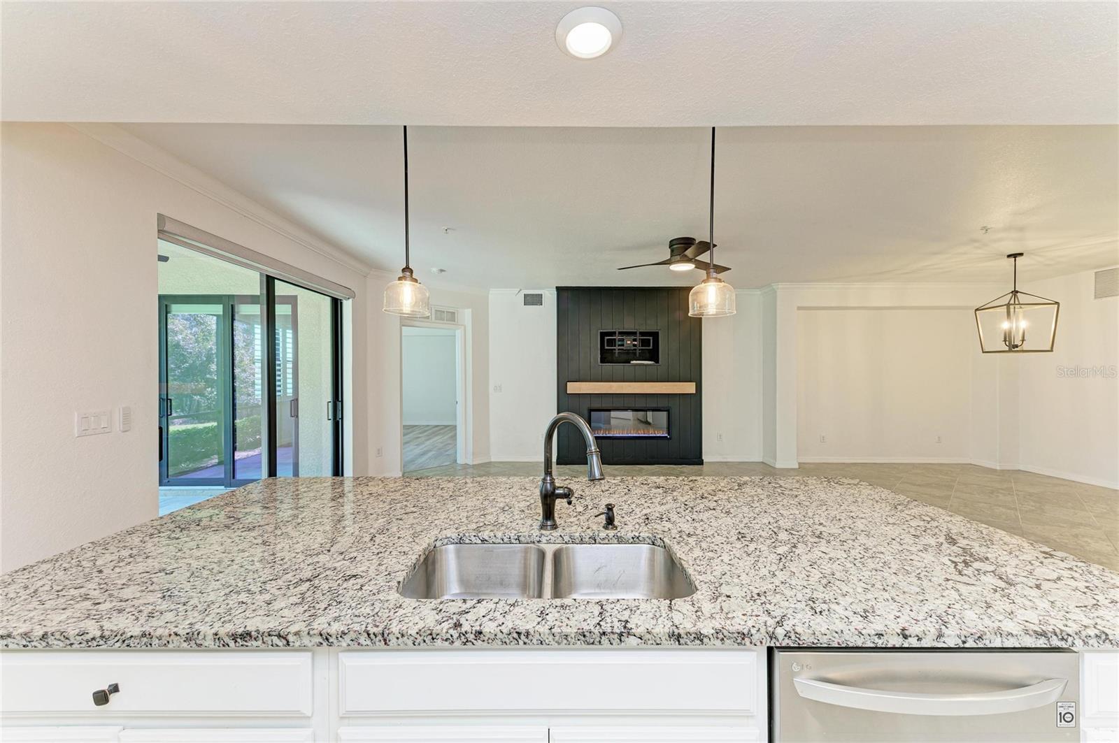 LAKEWOOD NATIONAL - Residential