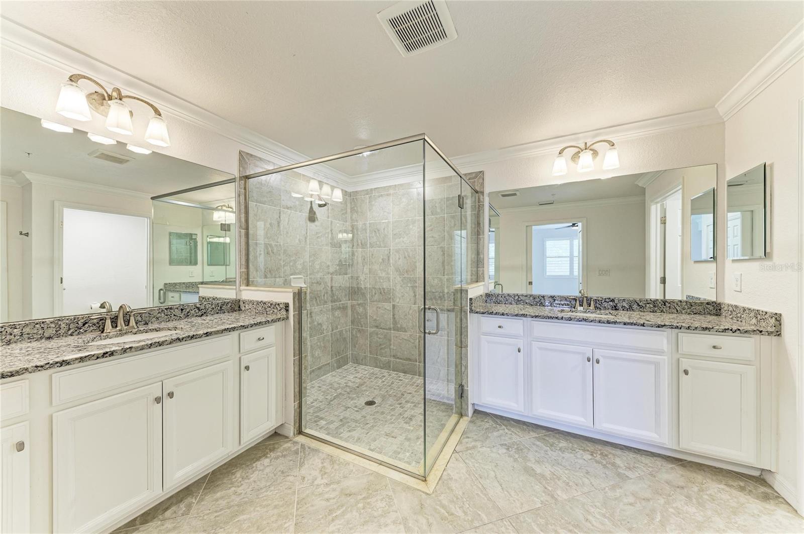 LAKEWOOD NATIONAL - Residential