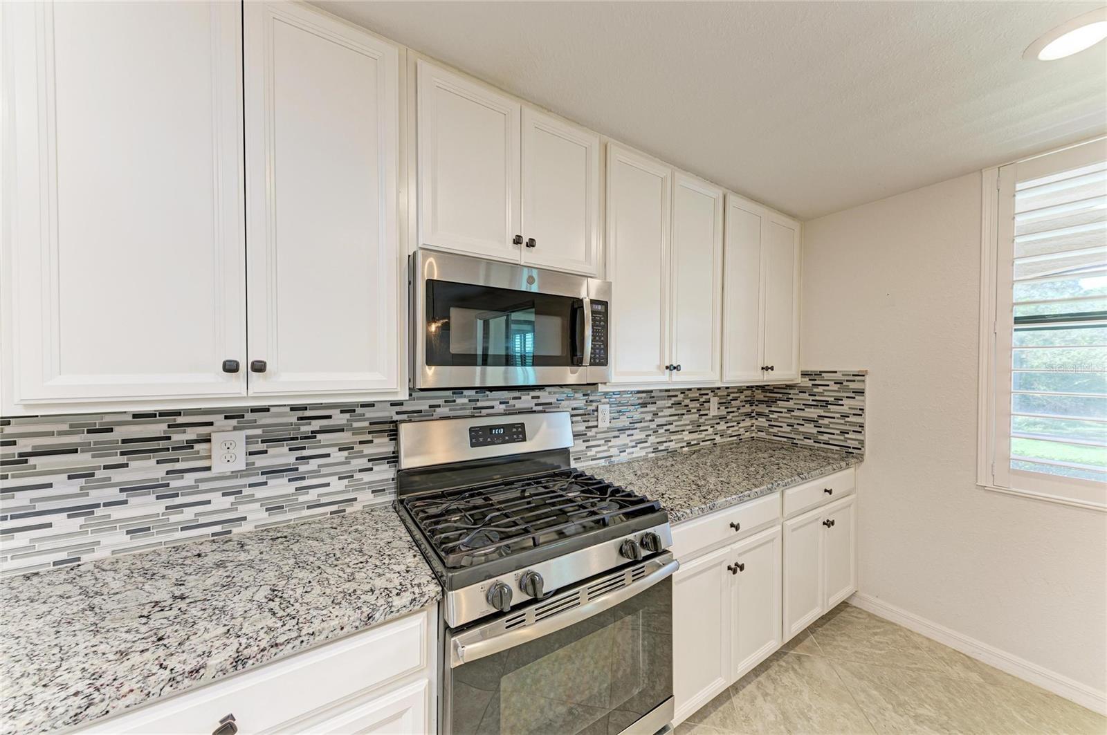 LAKEWOOD NATIONAL - Residential