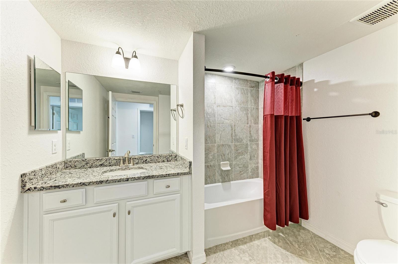 LAKEWOOD NATIONAL - Residential