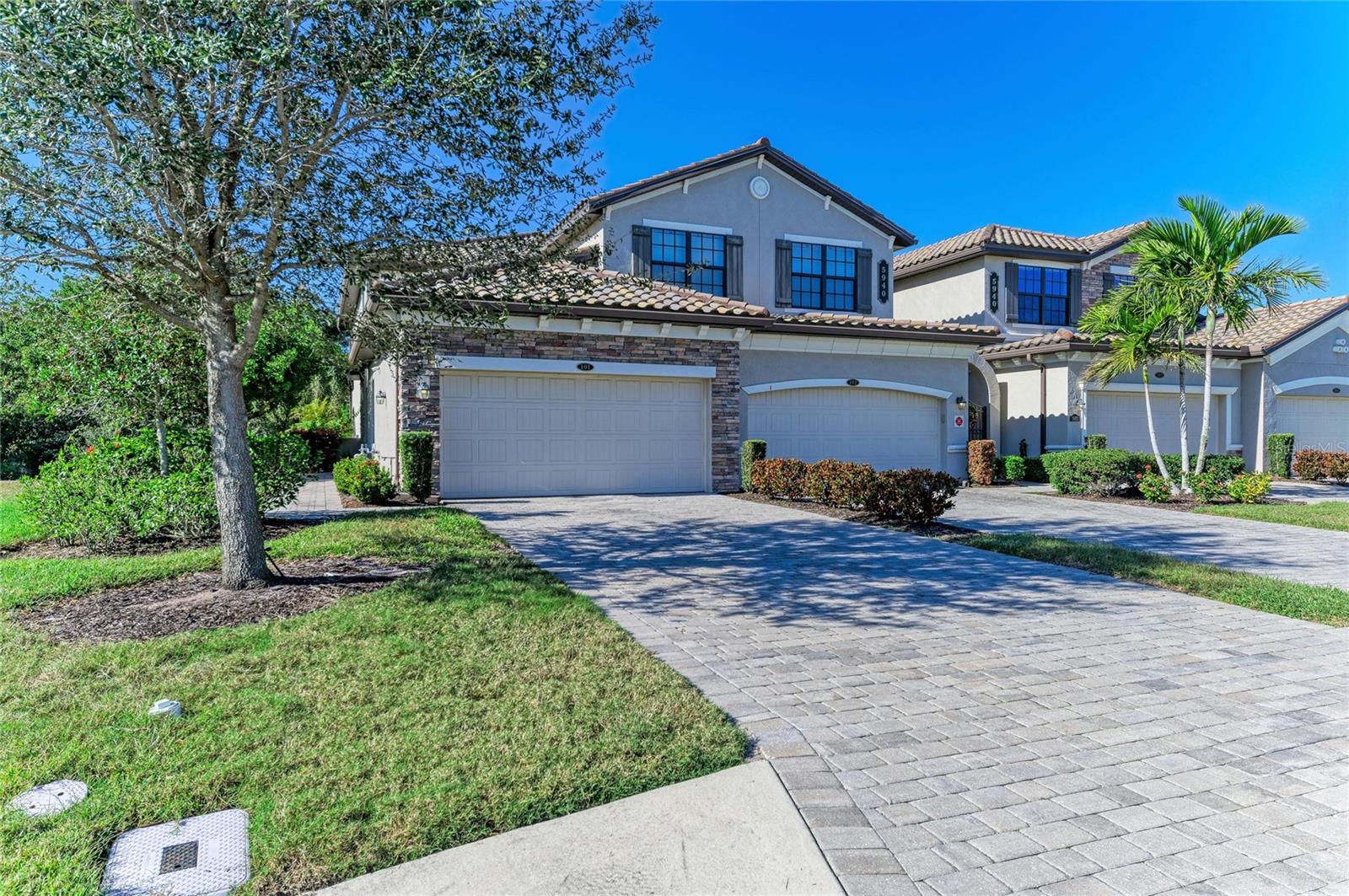 LAKEWOOD NATIONAL - Residential