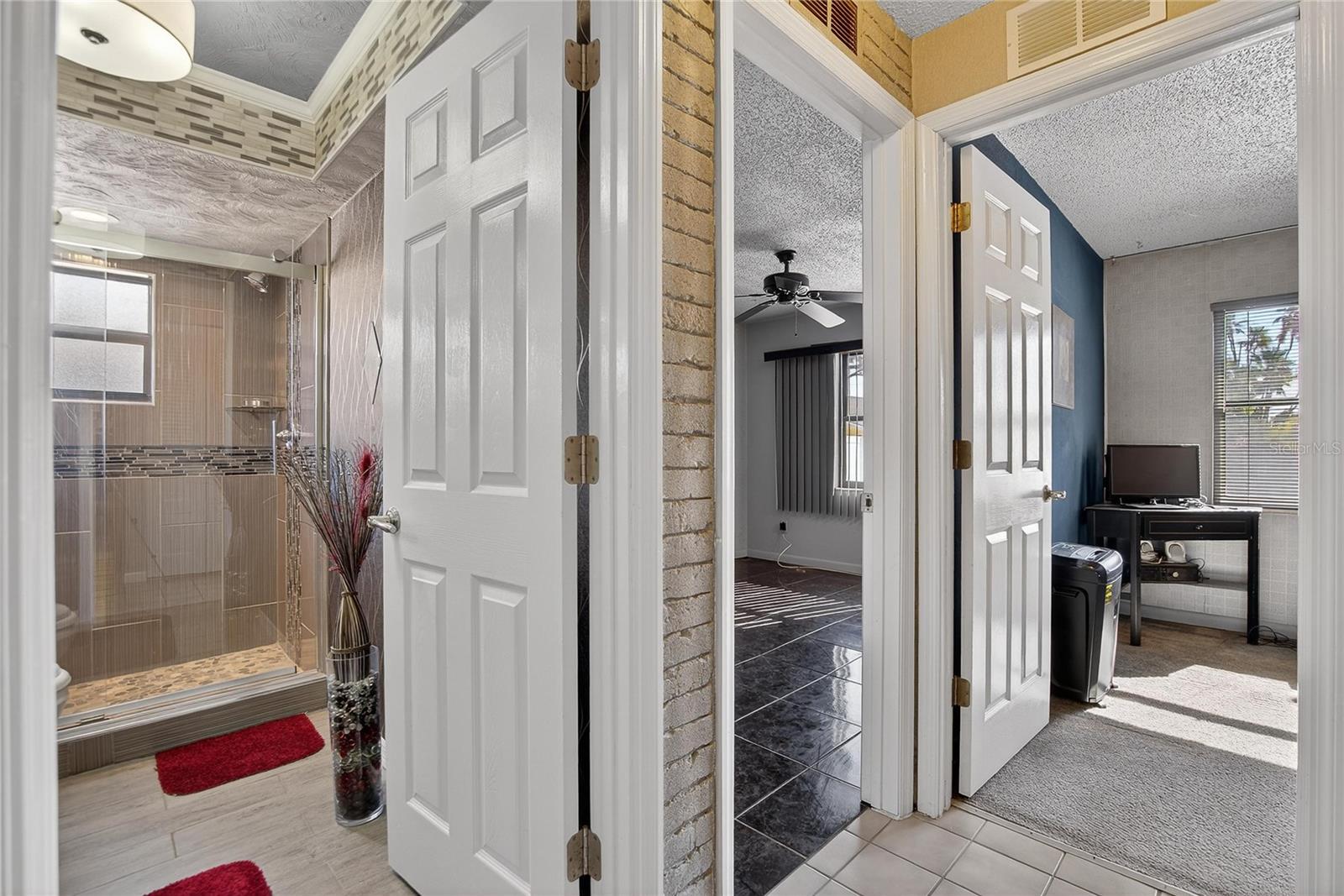 ROBIN WOODS ESTATES - Residential