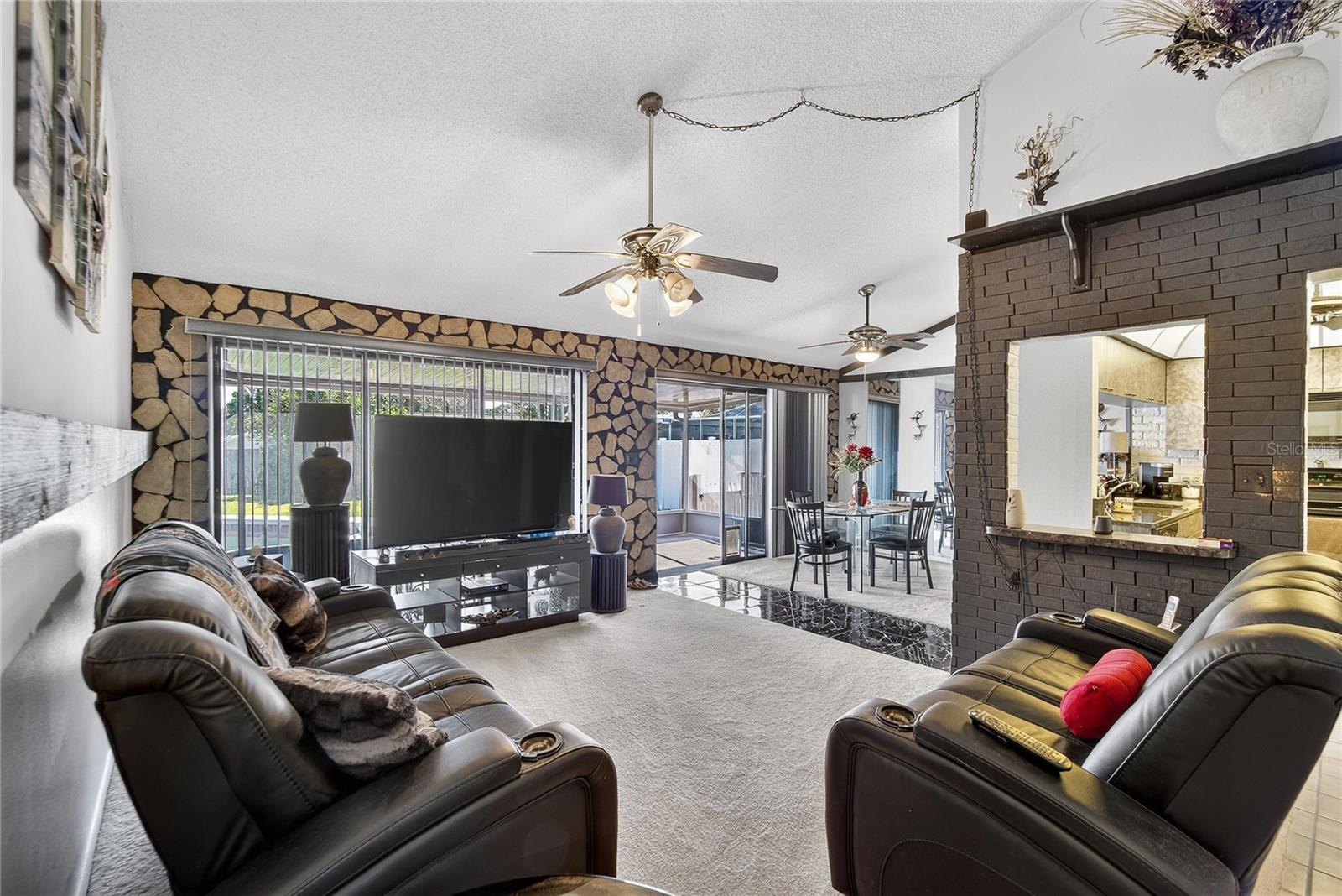 ROBIN WOODS ESTATES - Residential