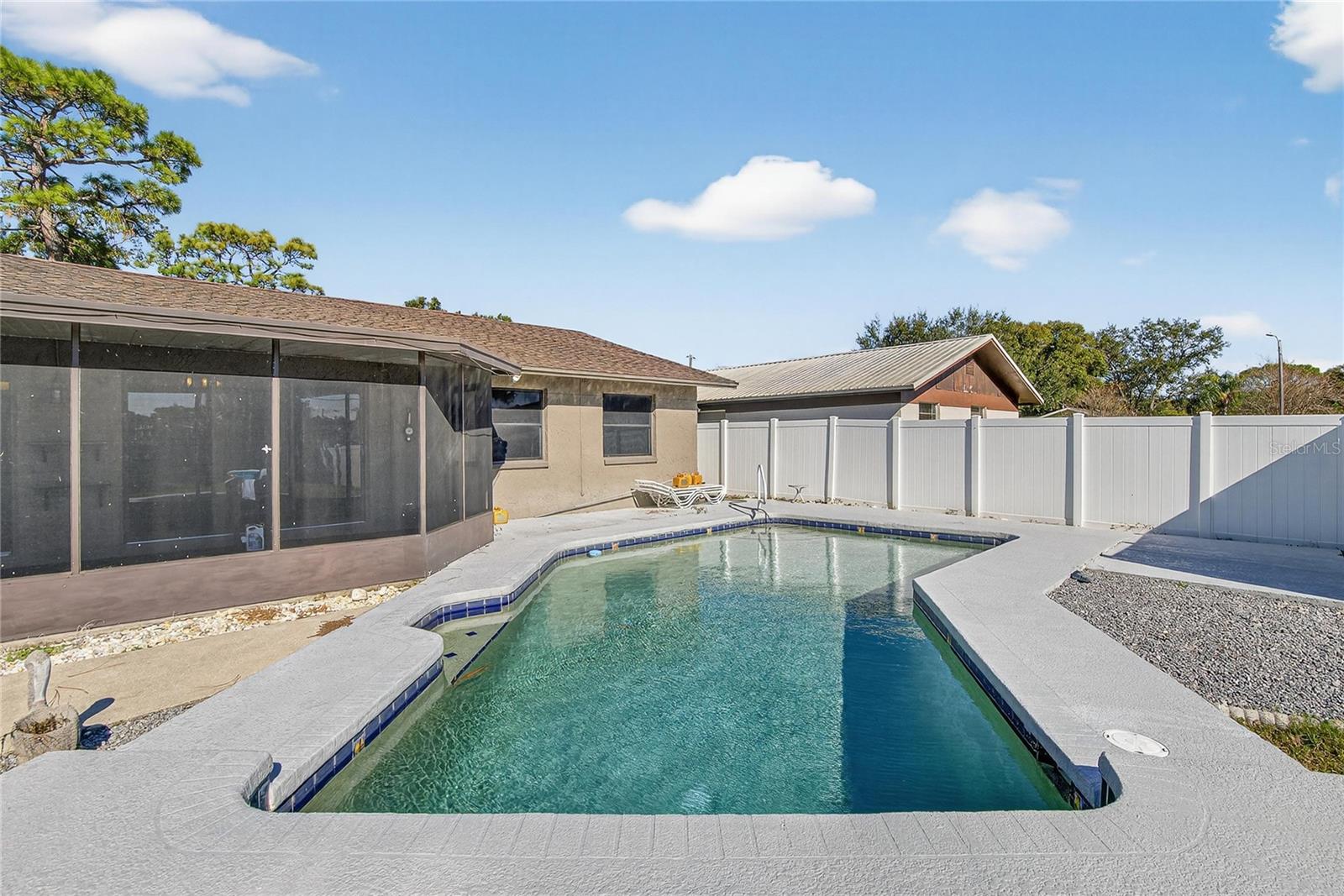 ROBIN WOODS ESTATES - Residential