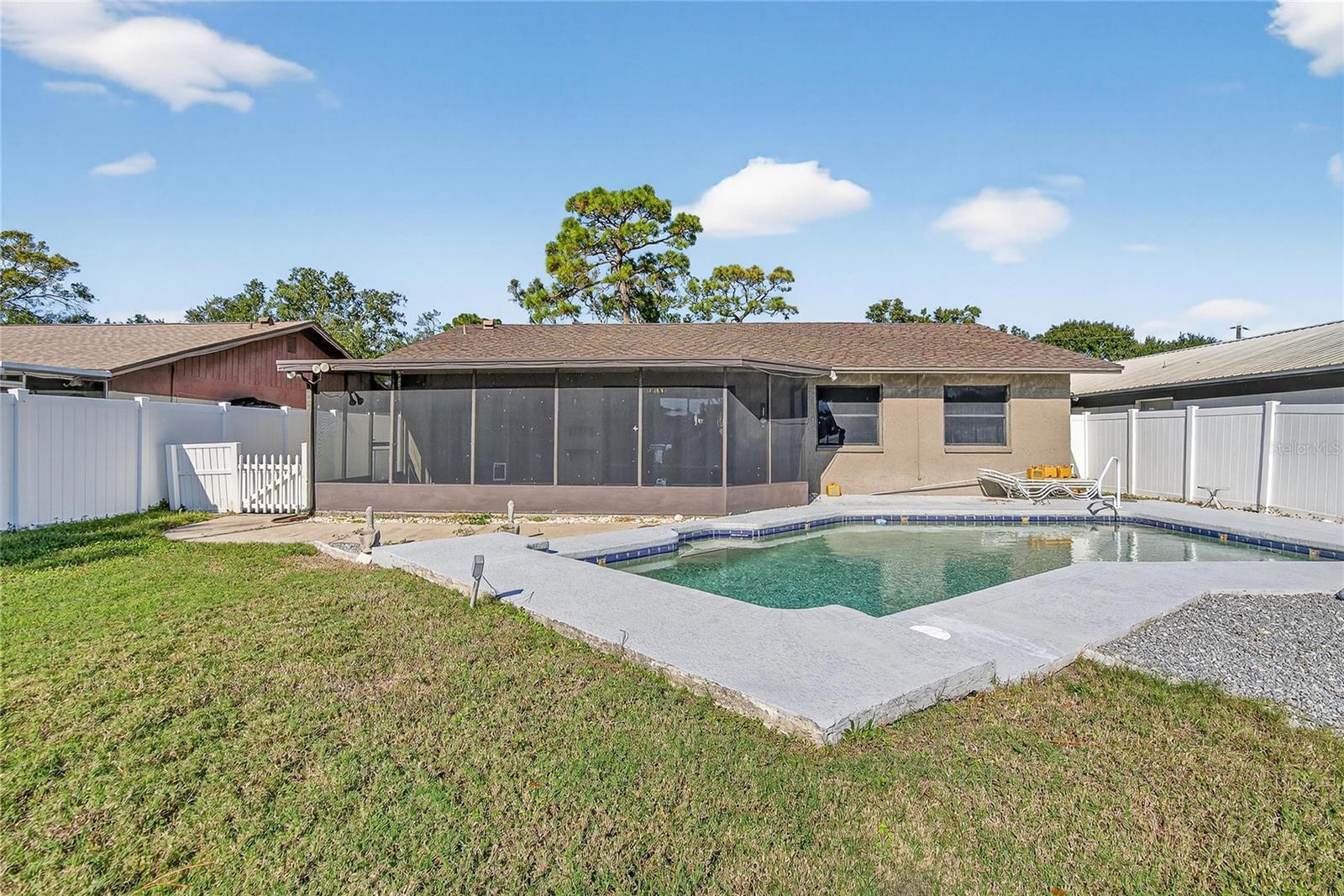 ROBIN WOODS ESTATES - Residential