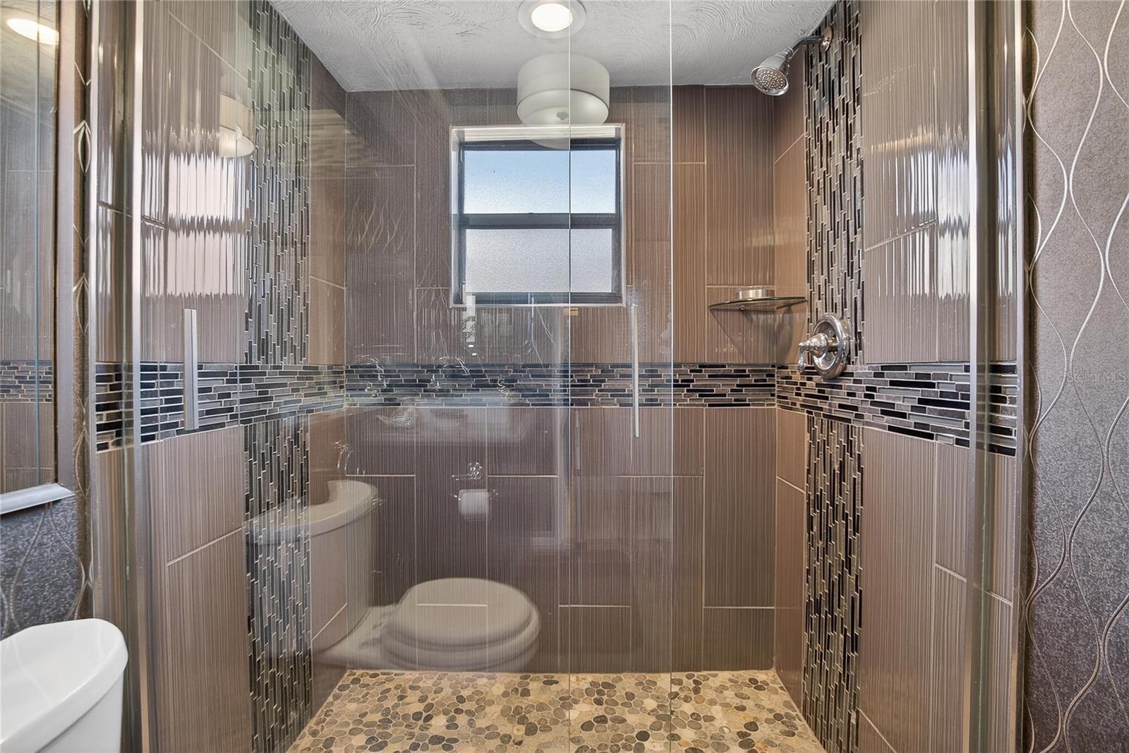 ROBIN WOODS ESTATES - Residential