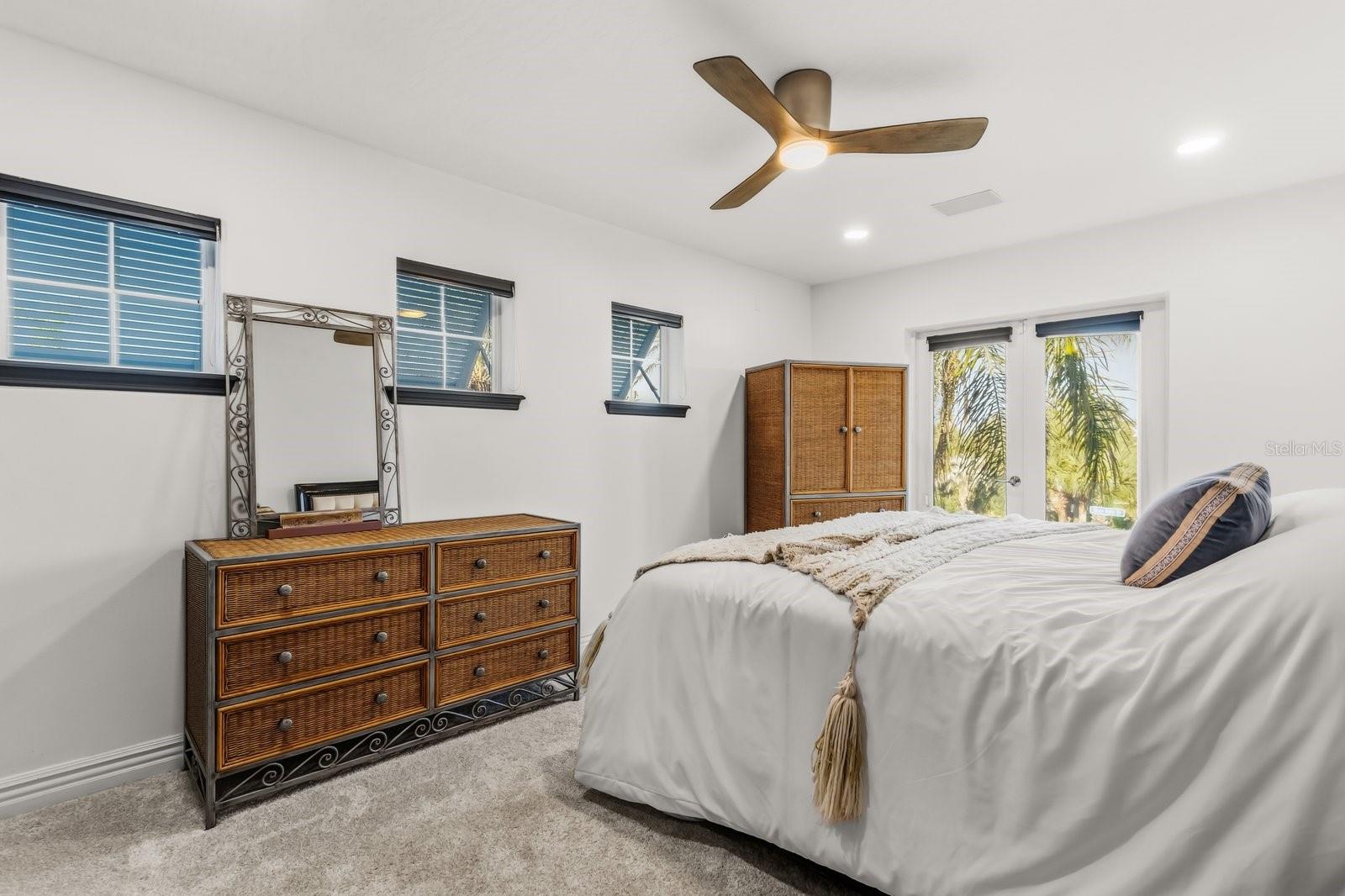 RIVER FALLS ESTATES - Residential