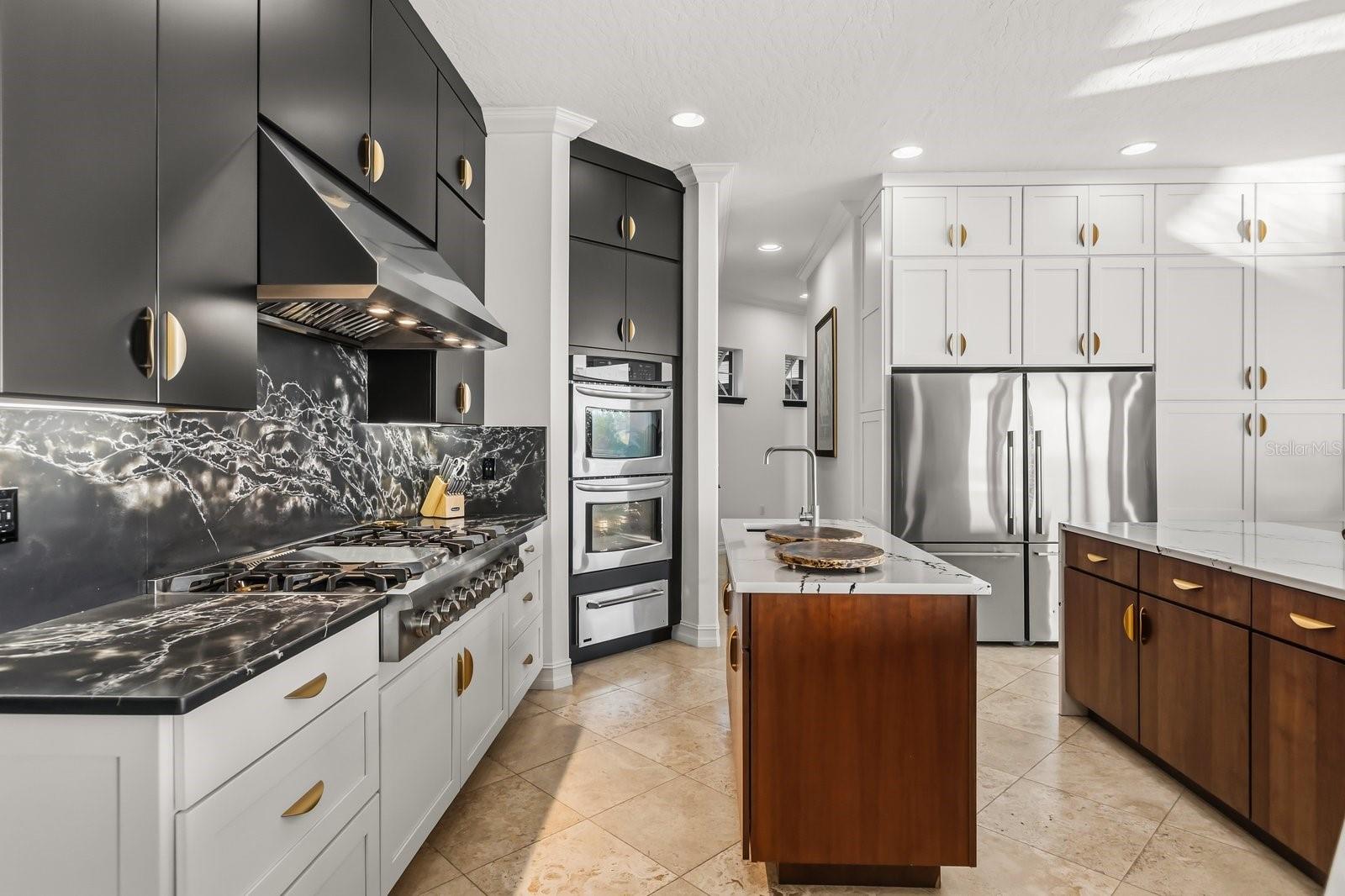 RIVER FALLS ESTATES - Residential