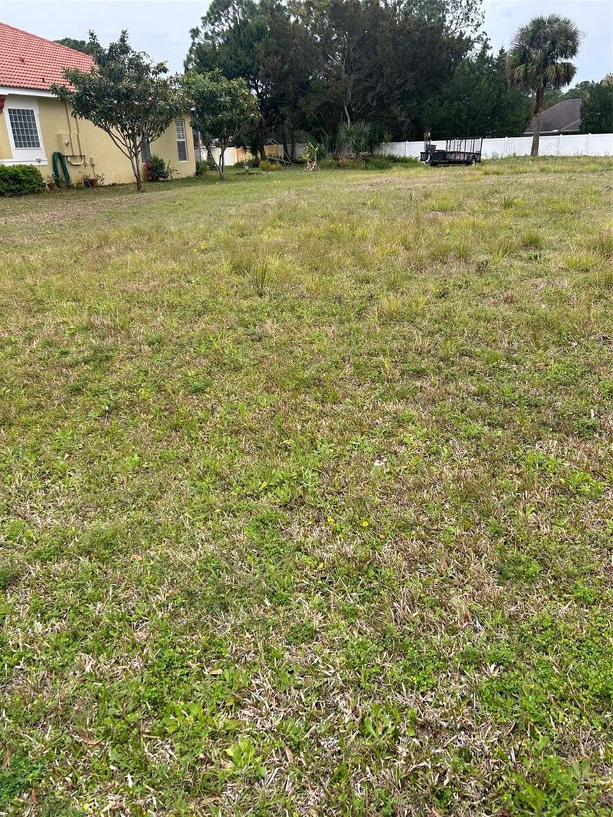 5 Winter Haven Court is an cleared lot in an HOA of 9 lots with beautiful homes. All homes must be ranch style with a minimum of 1700 living square feet and must have clay or cement tile roof. Drive by to take a look.  The City of Palm Coast has been recognized by two national publications for being one of the "7 best places to retire" and among "America's 50 best cities to live in." MONEY magazine, a publication of Time Inc., selected Palm Coast as being "Best for Water Lovers" as part of its retirement feature. The Orlando theme parks are located 90 minutes away, along with the Orlando airport. Jacksonville is an hour away and the Nation's oldest city, St. Augustine is half an hour away. Daytona Beach is half an hour away.