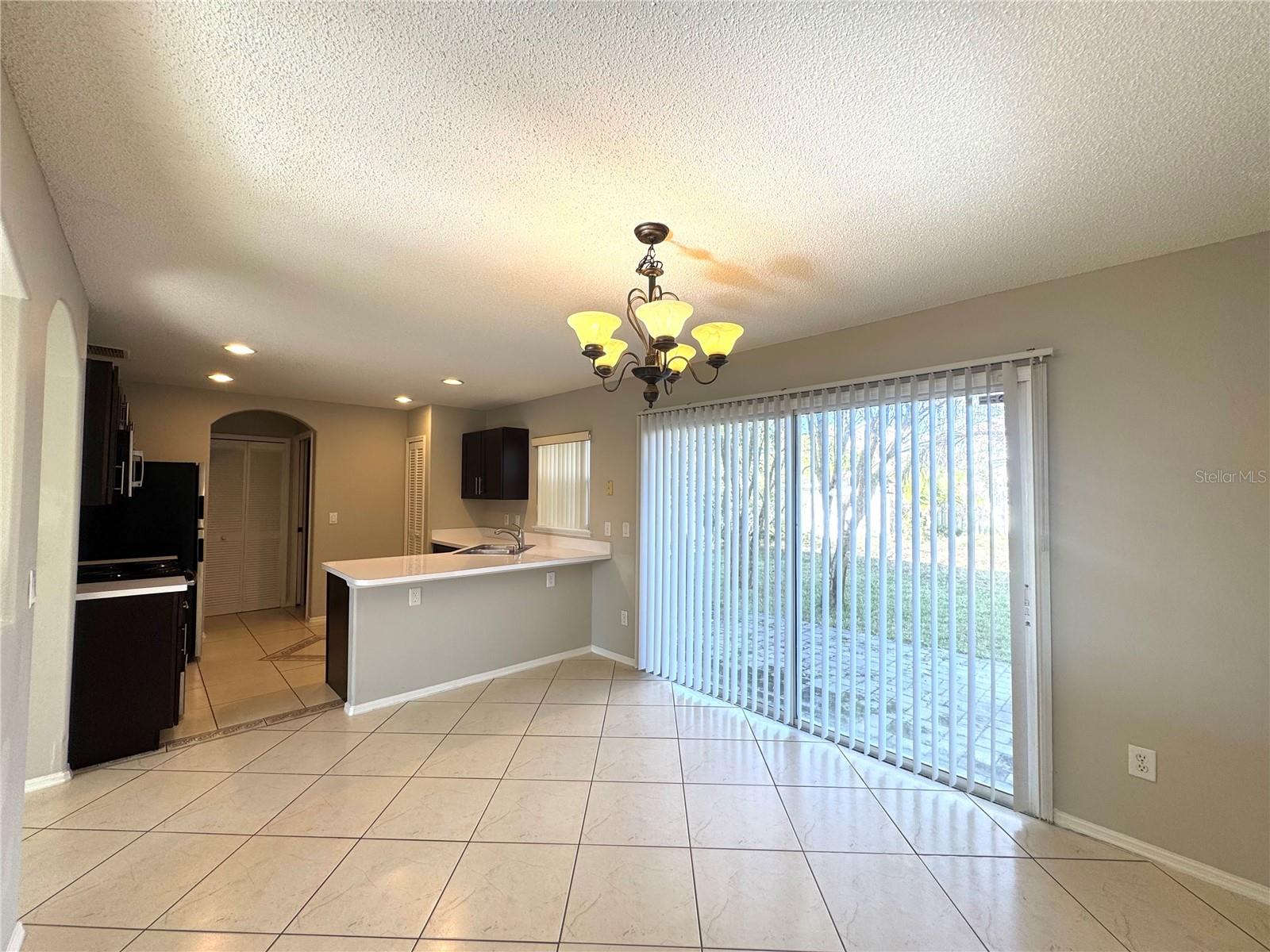 PEBBLE CREEK PH 01 - Residential Lease