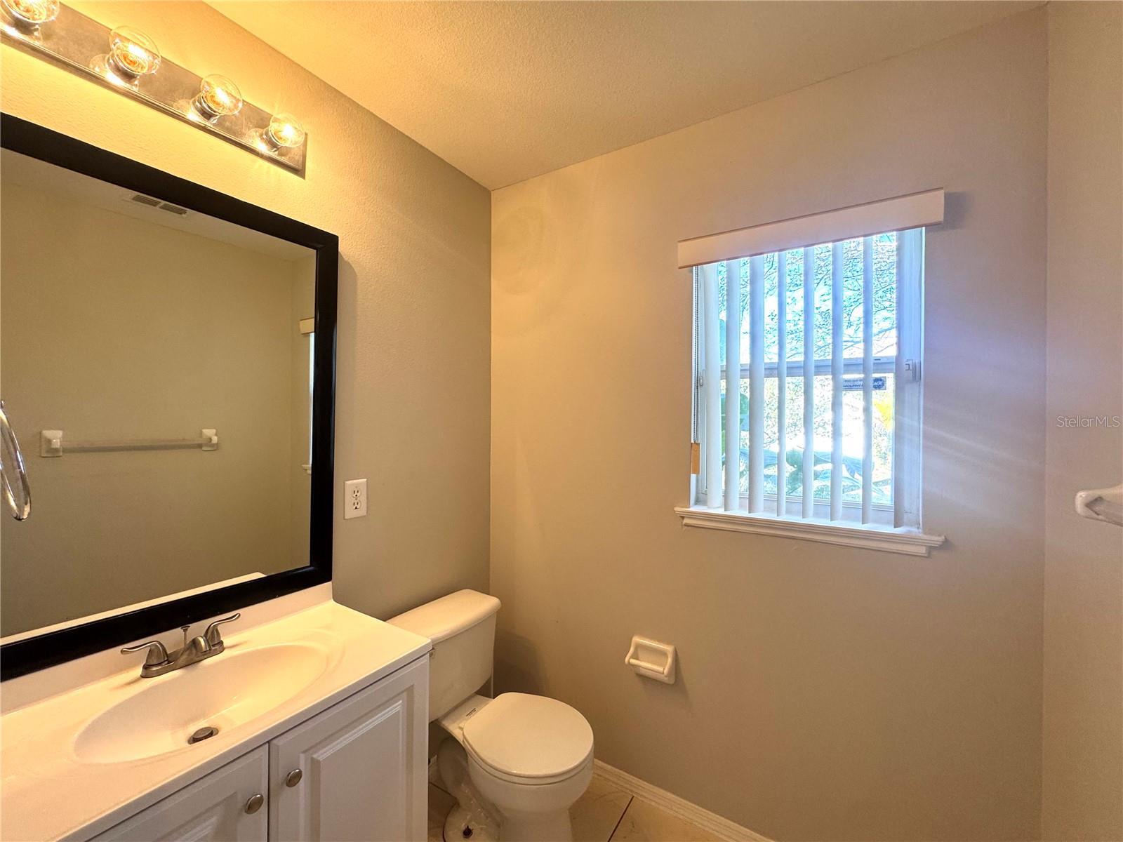 PEBBLE CREEK PH 01 - Residential Lease