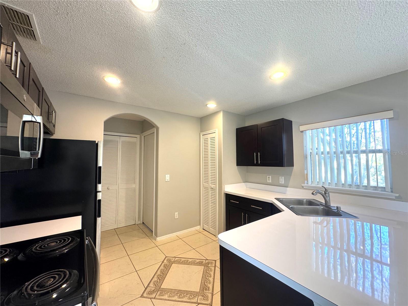 PEBBLE CREEK PH 01 - Residential Lease