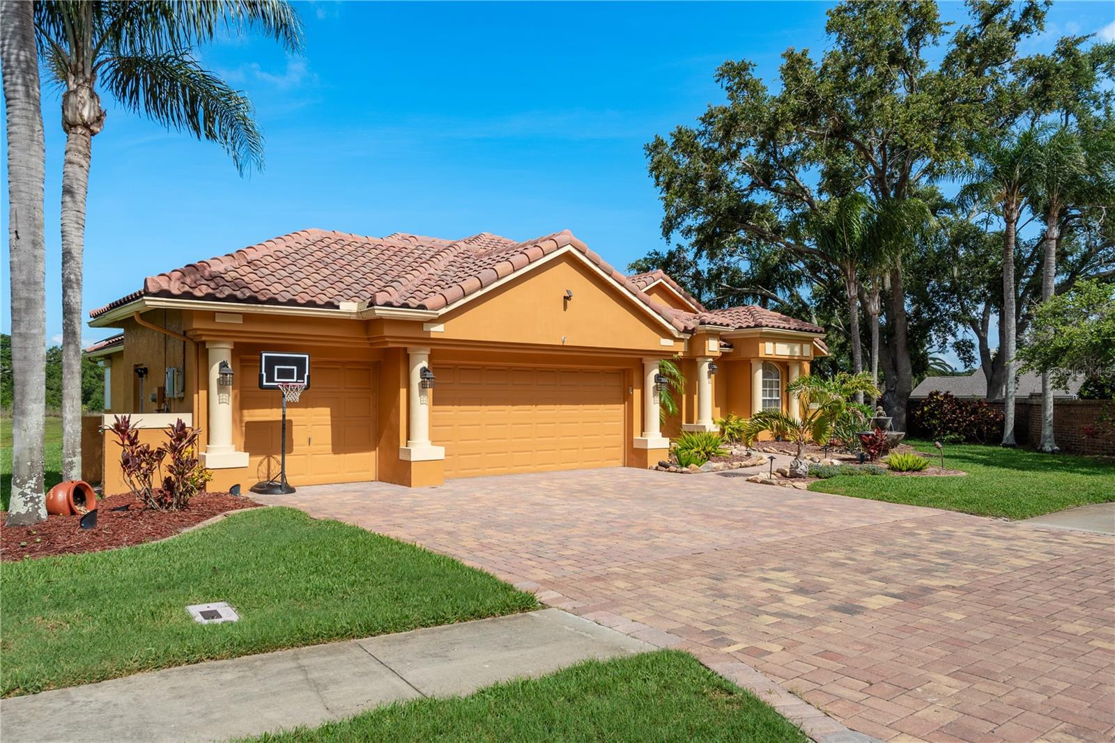 800 BELTED KINGFISHER DRIVE S