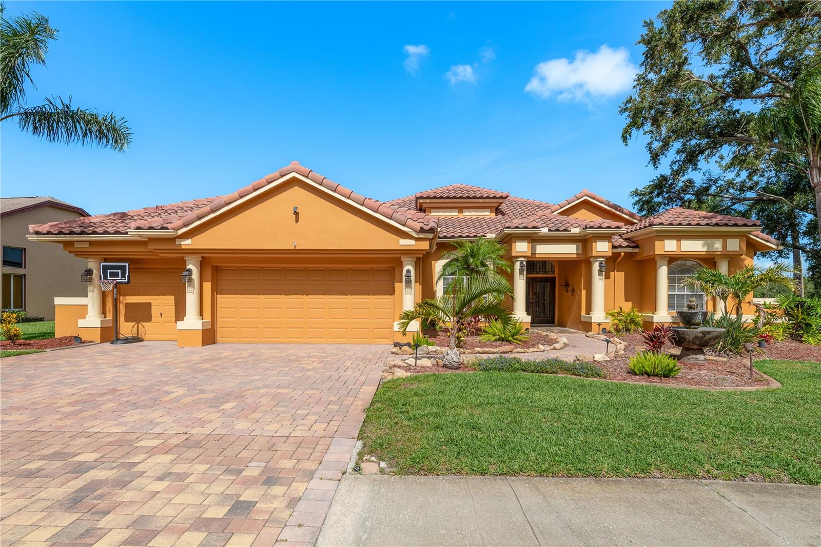 800 BELTED KINGFISHER DRIVE S