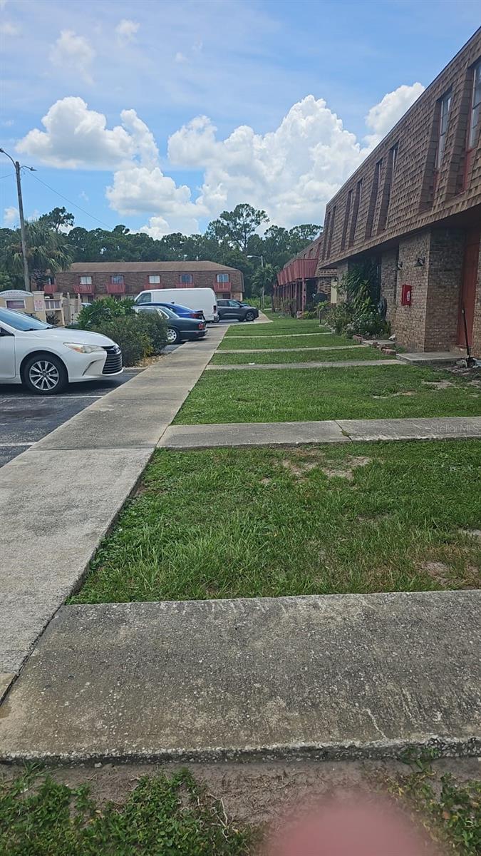 LAKE JACSON CONDOMINIUM - Residential Lease