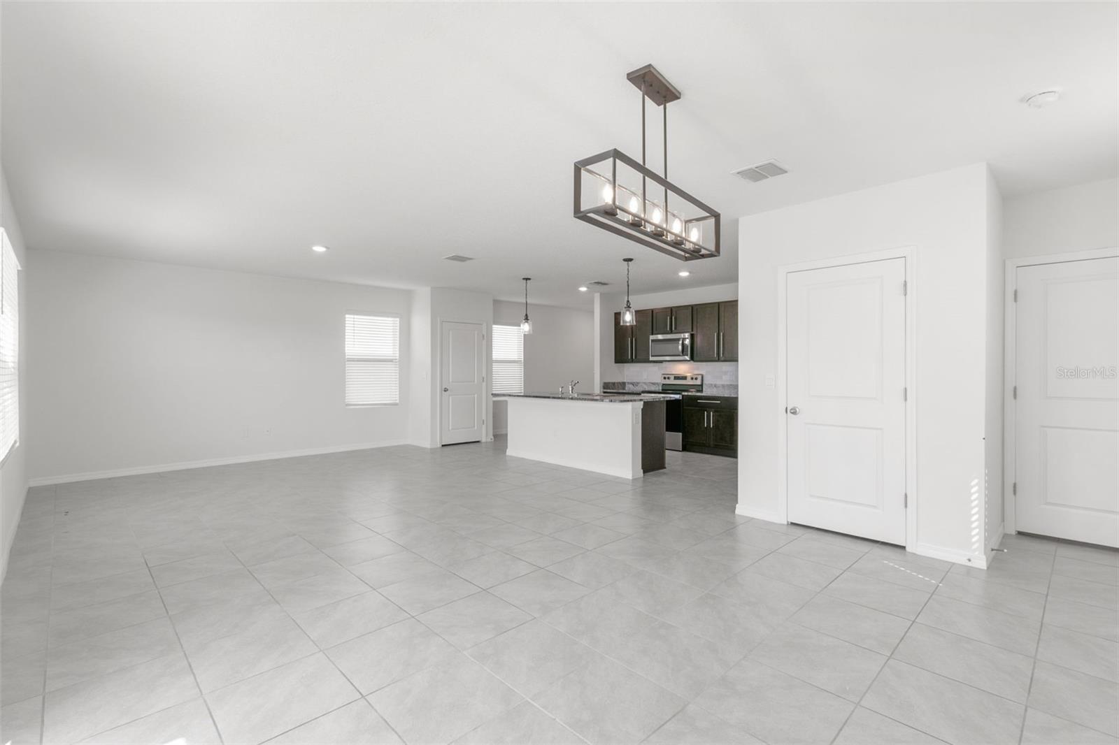 AVALON PARK WEST NORTH PH 1A & - Residential Lease