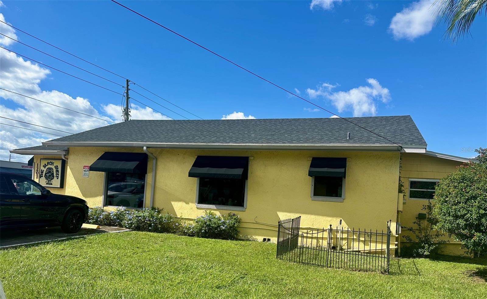 BUCKEYE COURT REP - Commercial Lease