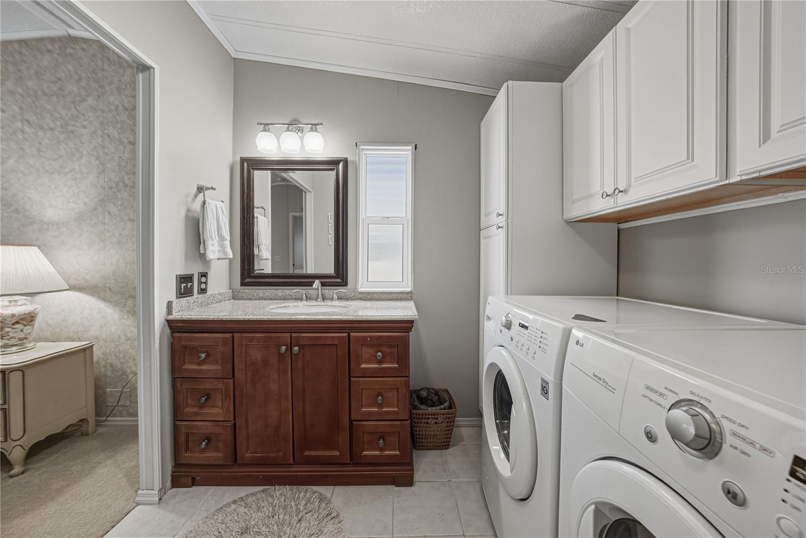 COLONY HILLS COMMUNITY - Residential