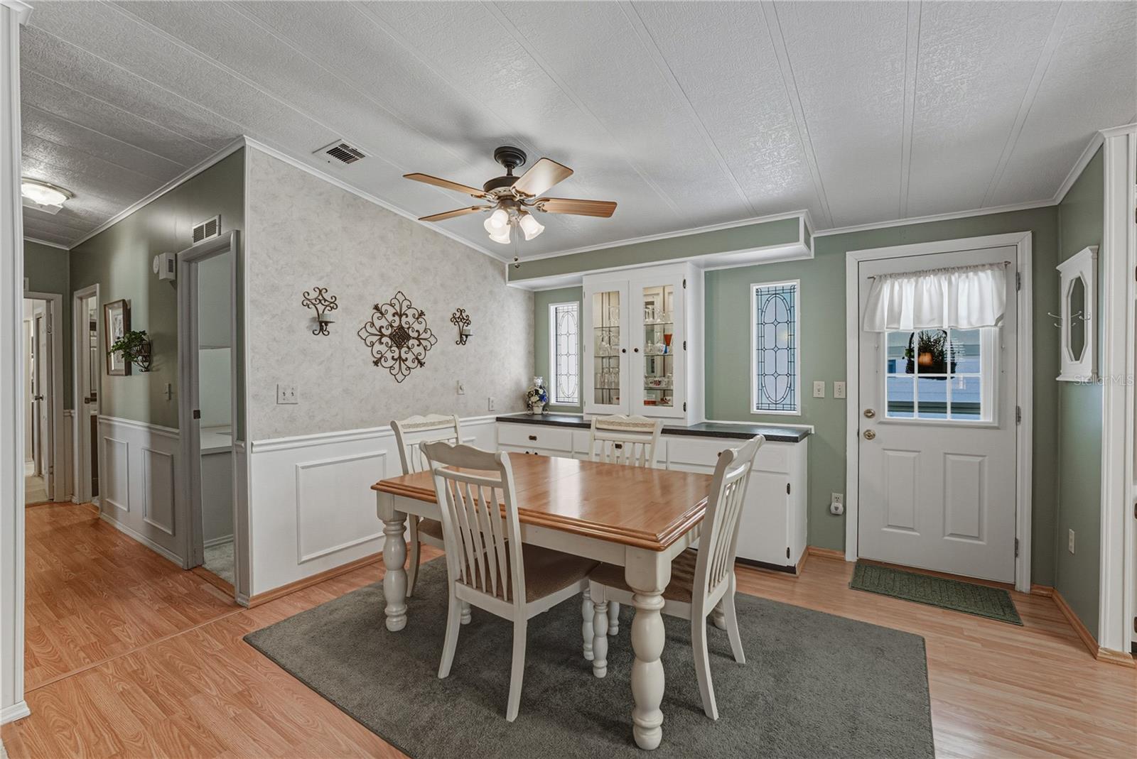 COLONY HILLS COMMUNITY - Residential