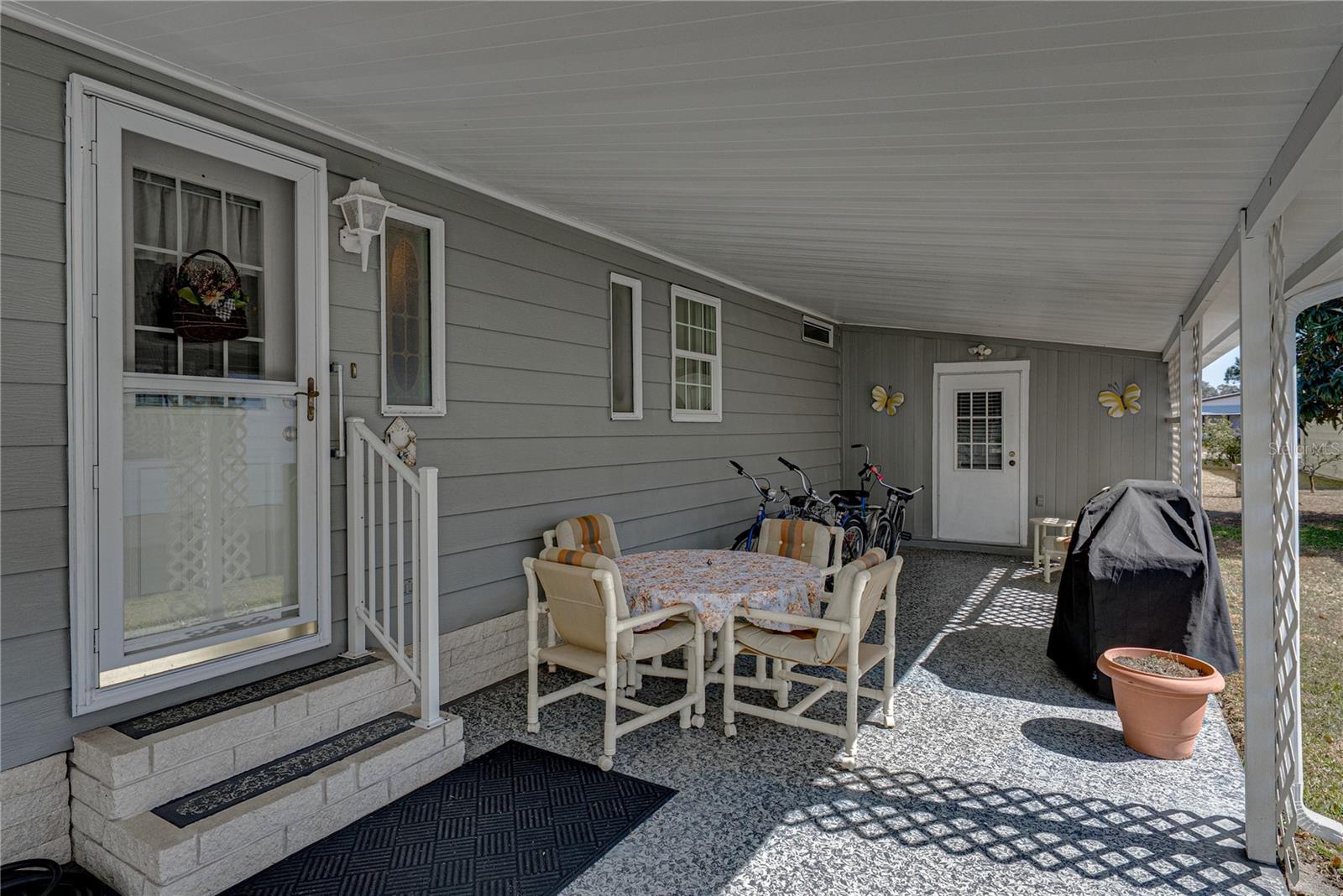 COLONY HILLS COMMUNITY - Residential