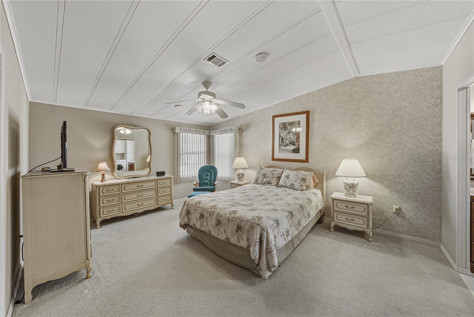 COLONY HILLS COMMUNITY - Residential