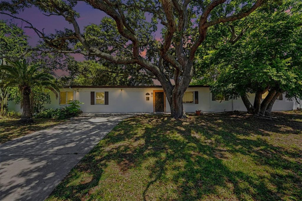 Photo of 217 Garden Circle, Clearwater, FL 33756 (MLS # TB8522431)
